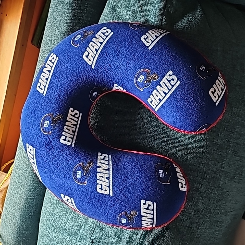 New York Giants travel neck pillow